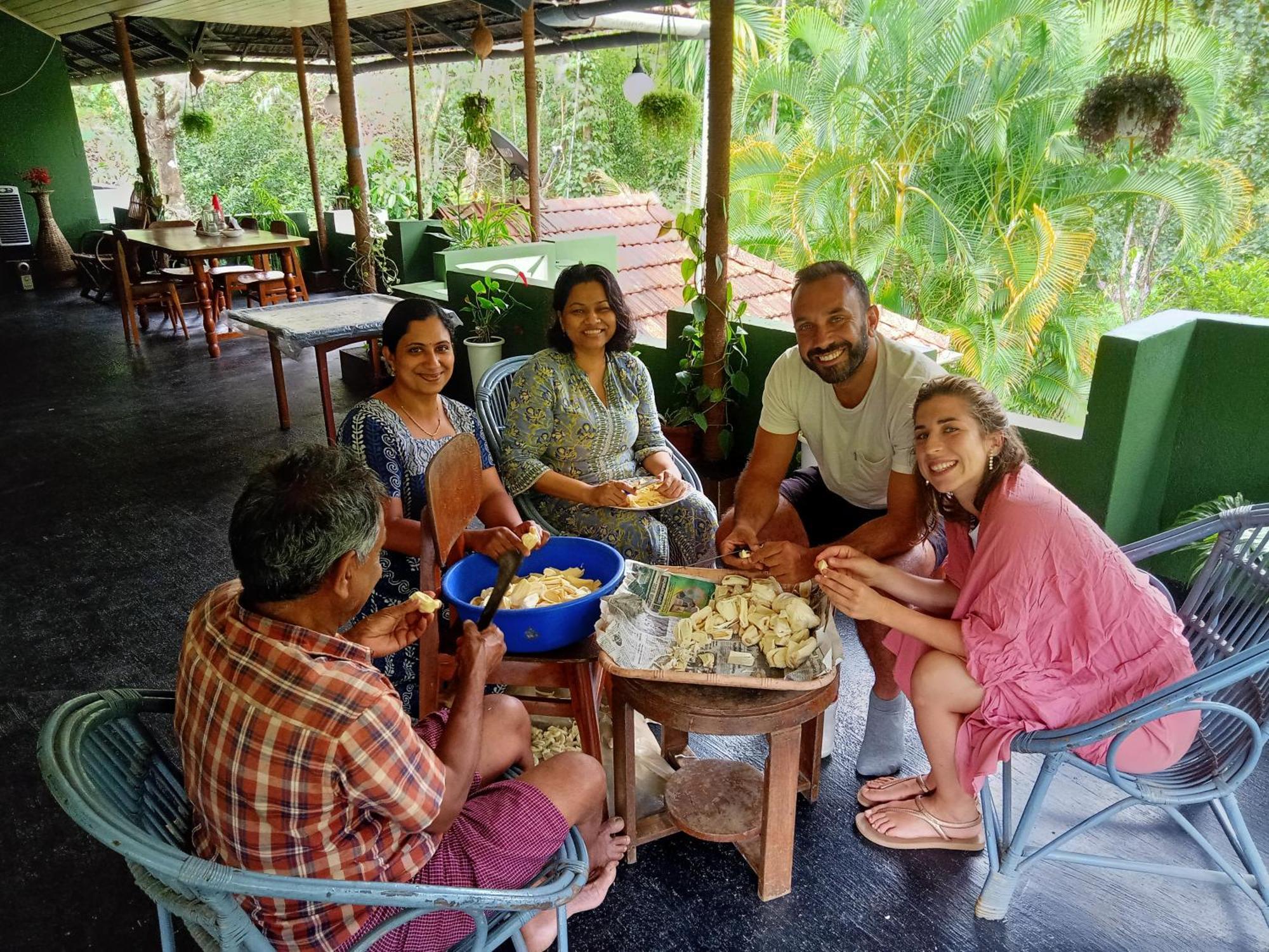 מונאר Maliyeckal Homestay מראה חיצוני תמונה